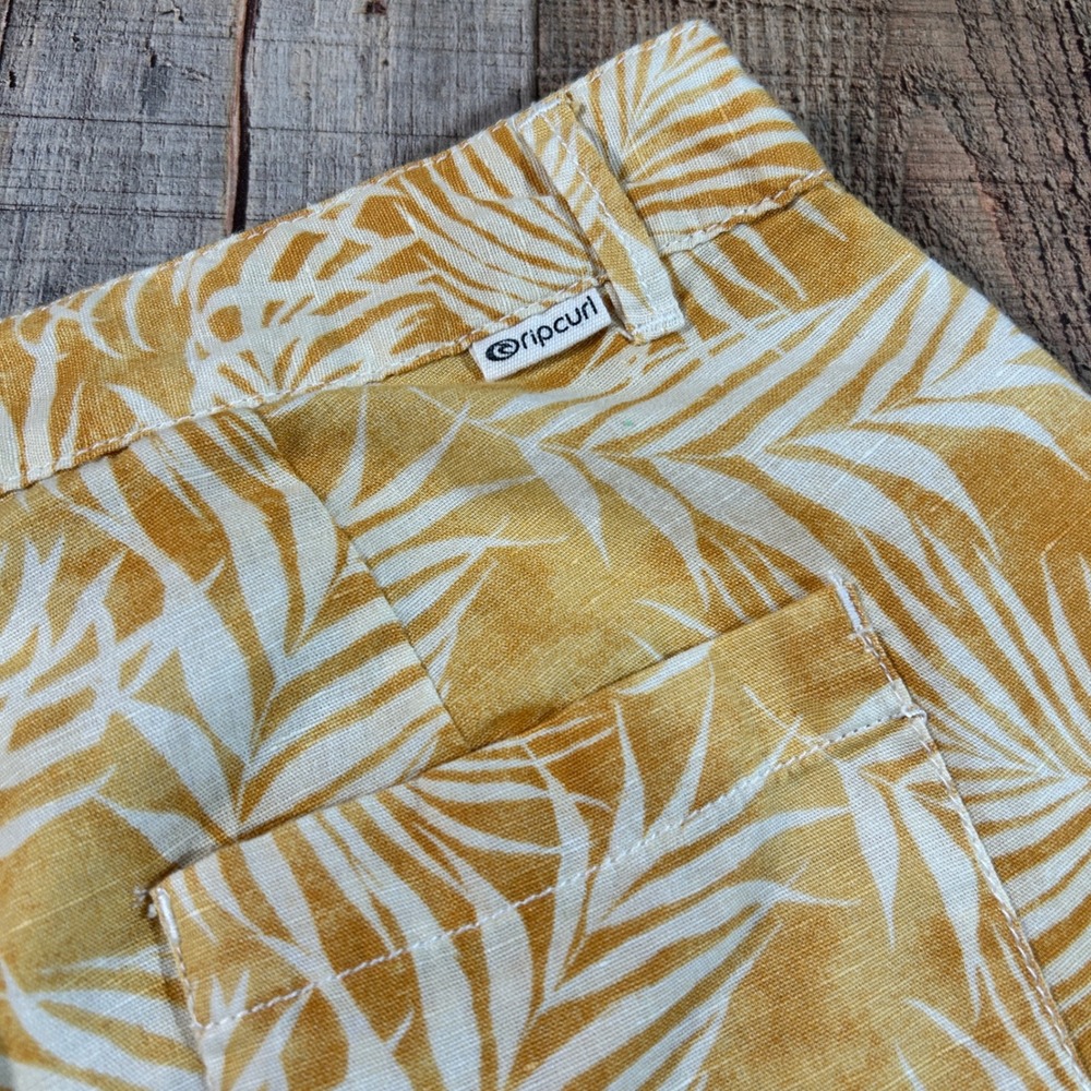 Rip Curl Yellow Linen Cotton Summer Palm Walkshort High Rise Shorts Medium - Picture 6 of 6